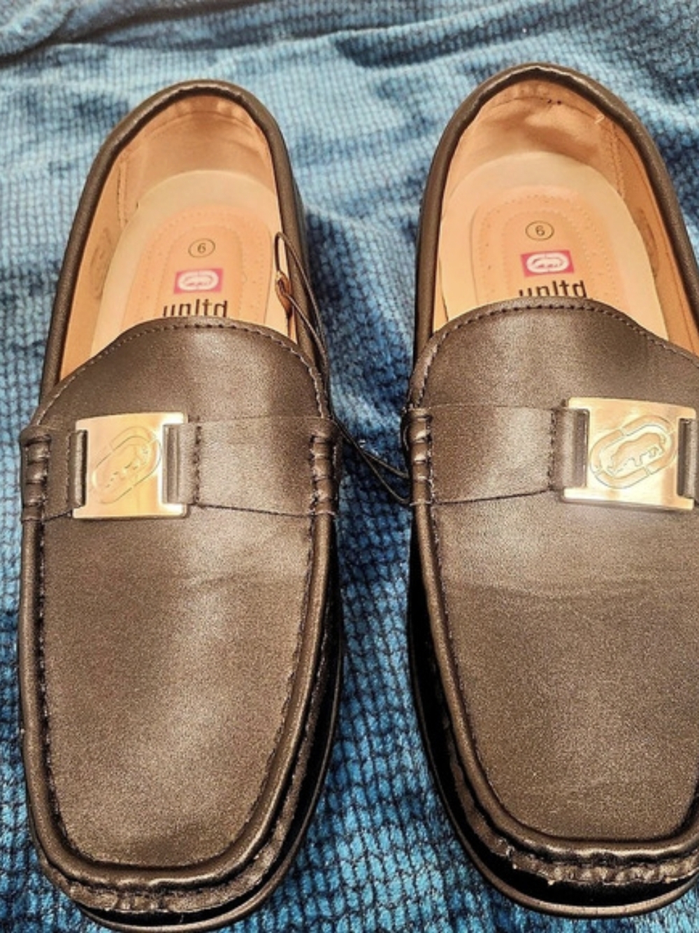 Lacoste Men's Brown Loafers US 6 Like New